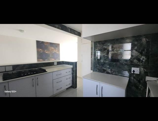 3 BEDROOM PROPERTY TO RENT IN NORTH BEACH